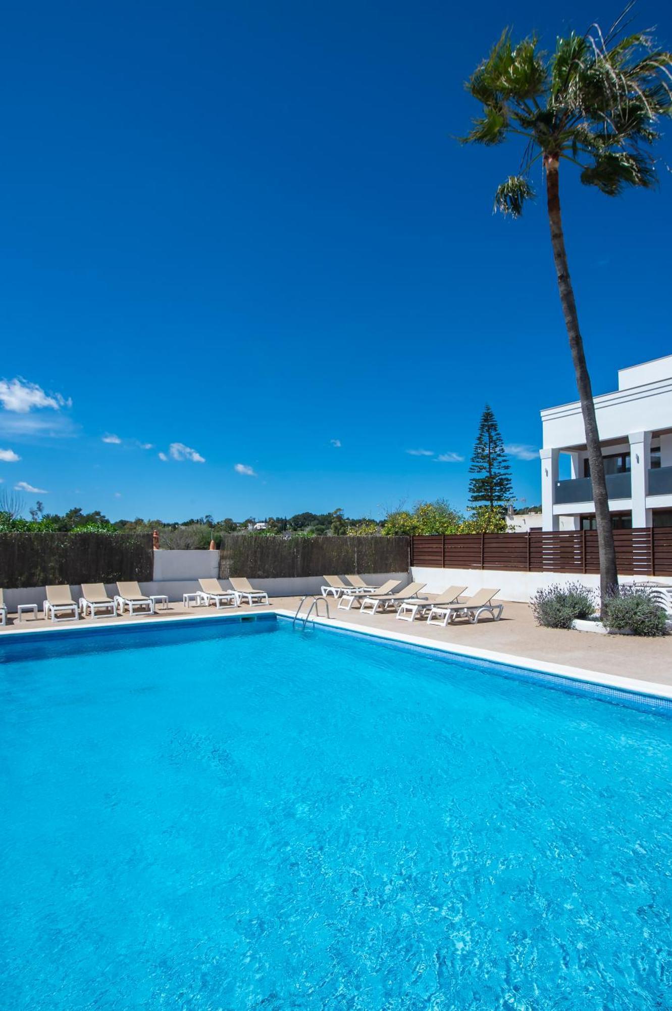 Pierre & Vacances Ros Ibiza Санта Еулалия дел Рио Екстериор снимка