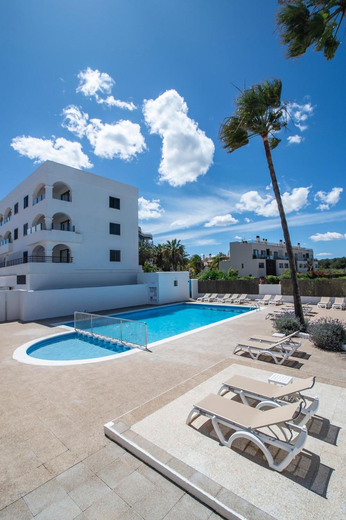 Pierre & Vacances Ros Ibiza Санта Еулалия дел Рио Екстериор снимка