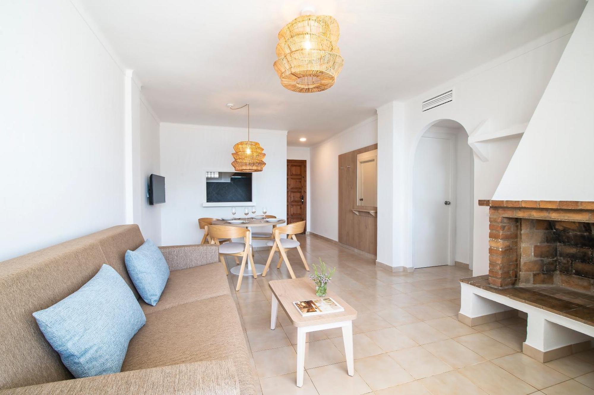 Pierre & Vacances Ros Ibiza Санта Еулалия дел Рио Екстериор снимка